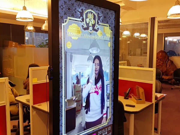 扣像拍照互動系統(tǒng)-蘇州好奇數(shù)字科技