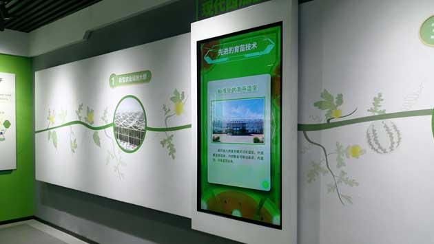 互動滑軌屏，滑軌電視，移動滑軌屏，滑軌電子櫥窗，滑軌透視導覽機，