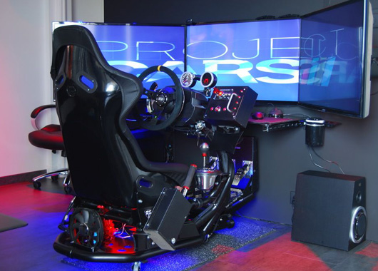 　　虛擬駕駛，駕駛仿真，模擬駕駛在展館展廳的應(yīng)用場景