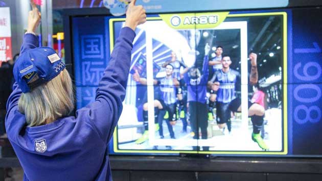 扣像拍照?qǐng)D示-好奇數(shù)字科技