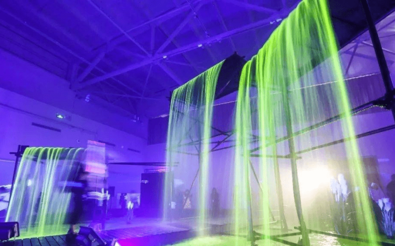 全息舞臺(tái)紗幕投影技術(shù)-蘇州好奇數(shù)字科技