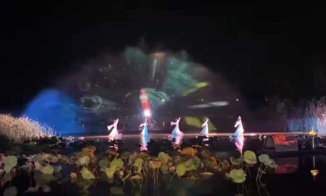 水霧投影-霧幕投影-水幕投影-蘇州好奇數(shù)字科技