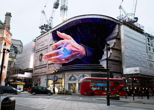 裸眼3D技術(shù)在機(jī)場、地鐵、高鐵站、酒店、場館、企業(yè)專賣店、賣場、專柜等廣告宣傳方面的應(yīng)用場景